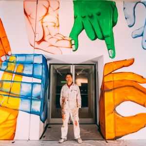 Giacomo Bufarini Run With His Mural My Many Hands (2020) © Nelly Duff 2021